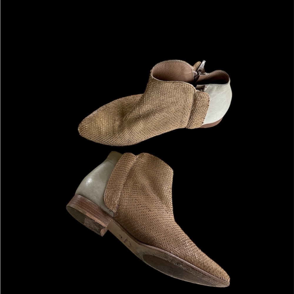 🐶Vero Cuoio Brown Ankle Boots MAKE OFFER
